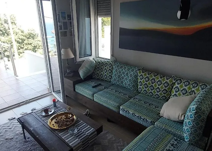 Apartment Comfortable House With Sea And Mountain Views *