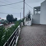 Appartement Comfortable House With Sea And Mountain Views Kókkinon Nerón