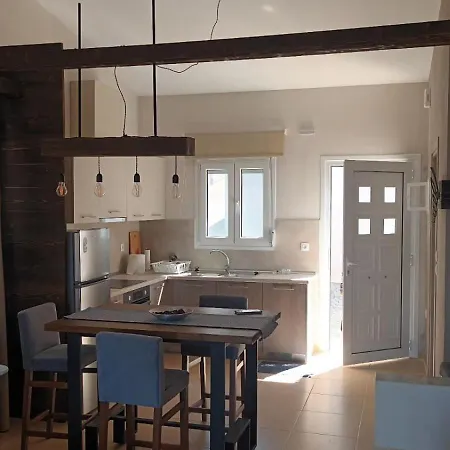 Comfortable House With Sea And Mountain Views Apartment