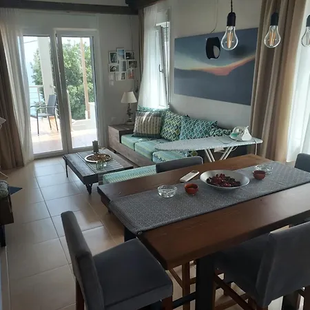 Aqua Rossa Villa 2 *